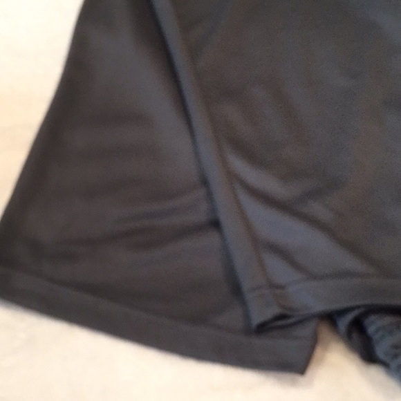 Men’s Russell brand athletic pants - Picture 6 of 6